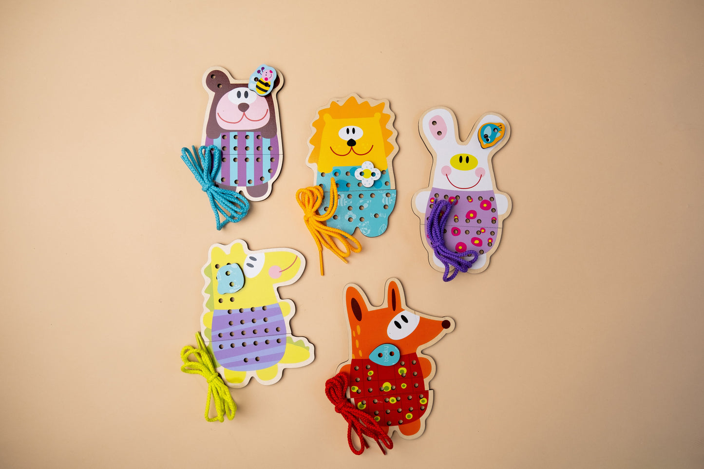 Lavinamas vėrimo žaidimas „5 in 1 Lacking animals“